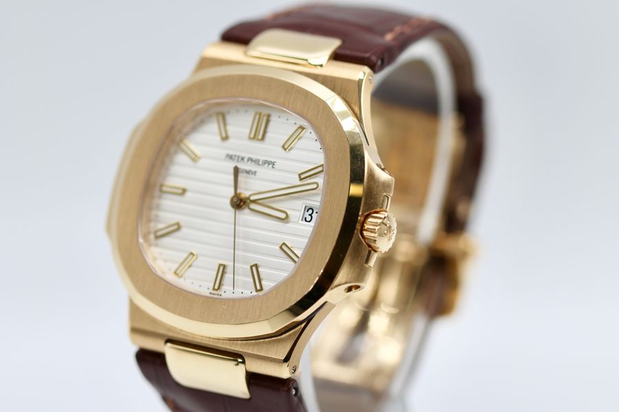 Patek Philippe Nautilus 5711J-001